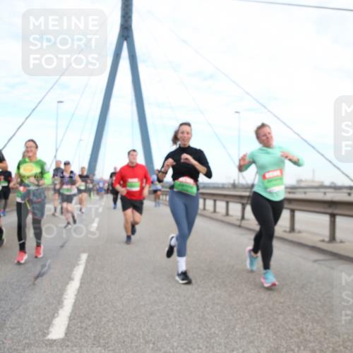 03.10.2025 - Köhlbrandbrückenlauf Jannik Wohlers http://msf.ph/oto/9156794 03.10.2025 15:33:38 Position 1  meine-sportfotos.de