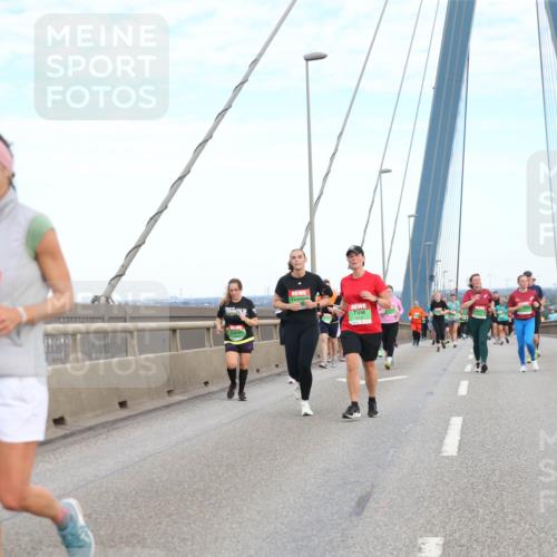 03.10.2025 - Köhlbrandbrückenlauf Jannik Wohlers http://msf.ph/oto/9156870 03.10.2025 15:34:08 Position 1  meine-sportfotos.de