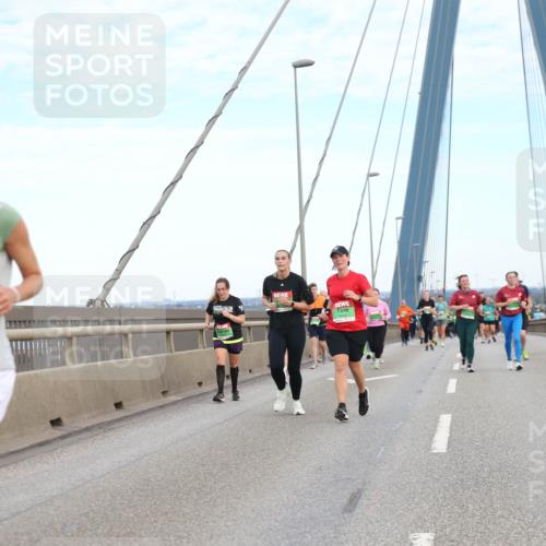 03.10.2025 - Köhlbrandbrückenlauf Jannik Wohlers http://msf.ph/oto/9156871 03.10.2025 15:34:08 Position 1 7645 meine-sportfotos.de