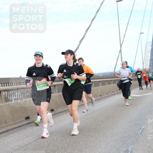 03.10.2025 - Köhlbrandbrückenlauf Jannik Wohlers http://msf.ph/oto/9156887 03.10.2025 15:34:14 Position 1 7868 meine-sportfotos.de