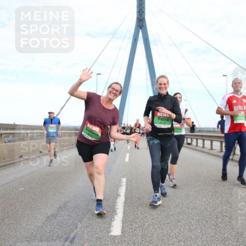 03.10.2025 - Köhlbrandbrückenlauf Jannik Wohlers http://msf.ph/oto/9156955 03.10.2025 15:34:58 Position 1 8715 meine-sportfotos.de