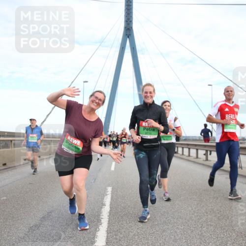 03.10.2025 - Köhlbrandbrückenlauf Jannik Wohlers http://msf.ph/oto/9156956 03.10.2025 15:34:58 Position 1 8634, 8715 meine-sportfotos.de