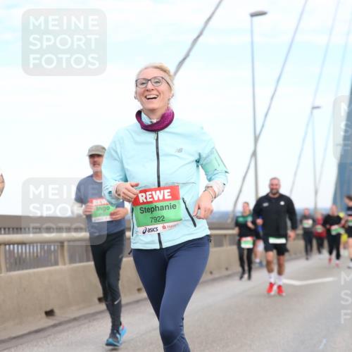 03.10.2025 - Köhlbrandbrückenlauf Jannik Wohlers http://msf.ph/oto/9157086 03.10.2025 15:35:47 Position 1 8272, 7922 meine-sportfotos.de