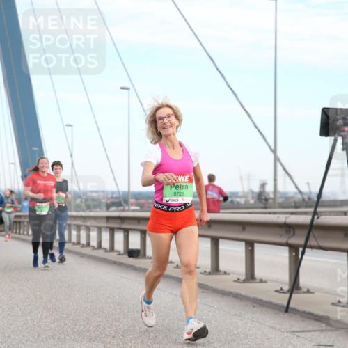 03.10.2025 - Köhlbrandbrückenlauf Jannik Wohlers http://msf.ph/oto/9157099 03.10.2025 15:35:52 Position 1 9644, 8726 meine-sportfotos.de