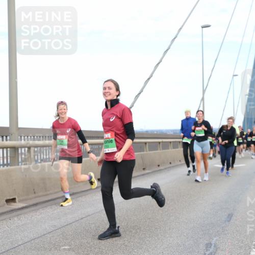 03.10.2025 - Köhlbrandbrückenlauf Jannik Wohlers http://msf.ph/oto/9157281 03.10.2025 15:36:50 Position 1  meine-sportfotos.de