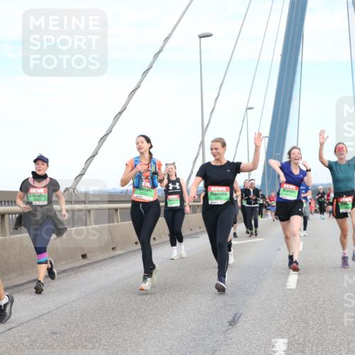 03.10.2025 - Köhlbrandbrückenlauf Jannik Wohlers http://msf.ph/oto/9157442 03.10.2025 15:37:42 Position 1 8645, 8713 meine-sportfotos.de
