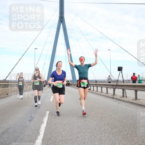 03.10.2025 - Köhlbrandbrückenlauf Jannik Wohlers http://msf.ph/oto/9157456 03.10.2025 15:37:44 Position 1  meine-sportfotos.de