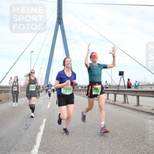 03.10.2025 - Köhlbrandbrückenlauf Jannik Wohlers http://msf.ph/oto/9157460 03.10.2025 15:37:44 Position 1 9514, 9513 meine-sportfotos.de
