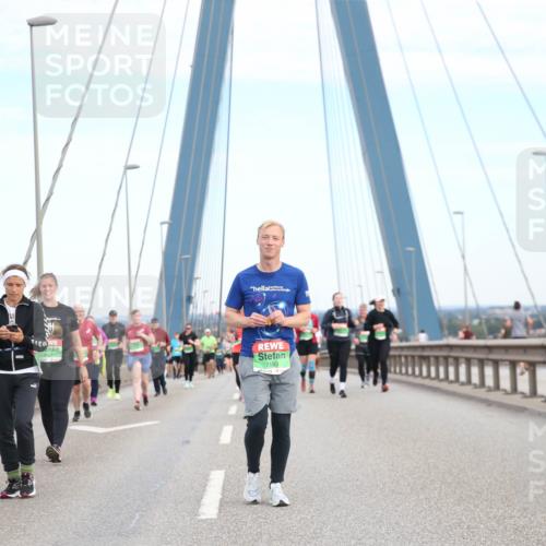 03.10.2025 - Köhlbrandbrückenlauf Jannik Wohlers http://msf.ph/oto/9157467 03.10.2025 15:37:48 Position 1 7183 meine-sportfotos.de