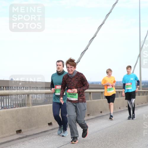 03.10.2025 - Köhlbrandbrückenlauf Jannik Wohlers http://msf.ph/oto/9157535 03.10.2025 15:38:15 Position 1 841, 8689 meine-sportfotos.de