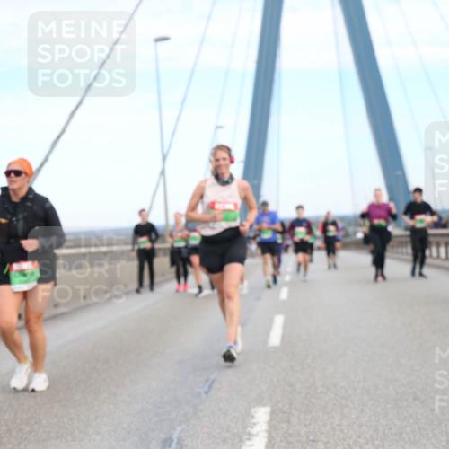 03.10.2025 - Köhlbrandbrückenlauf Jannik Wohlers http://msf.ph/oto/9157551 03.10.2025 15:38:22 Position 1  meine-sportfotos.de