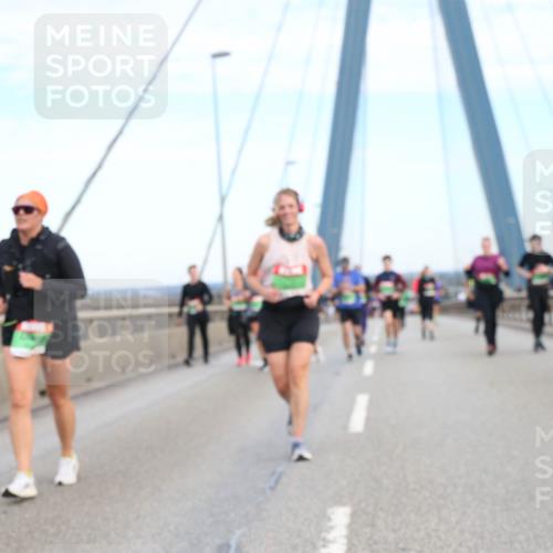 03.10.2025 - Köhlbrandbrückenlauf Jannik Wohlers http://msf.ph/oto/9157552 03.10.2025 15:38:22 Position 1  meine-sportfotos.de