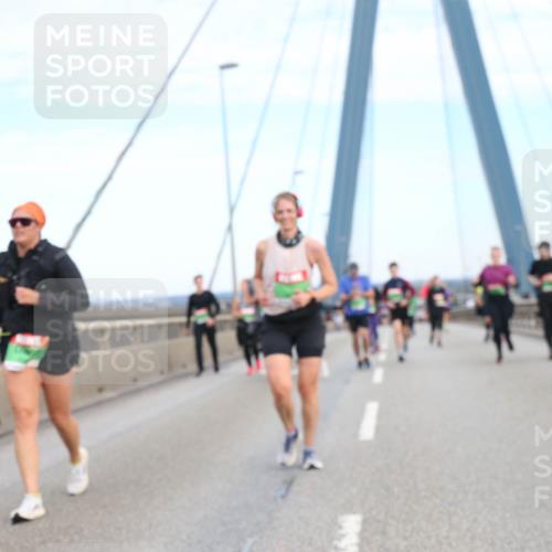 03.10.2025 - Köhlbrandbrückenlauf Jannik Wohlers http://msf.ph/oto/9157553 03.10.2025 15:38:22 Position 1  meine-sportfotos.de