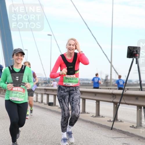 03.10.2025 - Köhlbrandbrückenlauf Jannik Wohlers http://msf.ph/oto/9157586 03.10.2025 15:38:33 Position 1 9291, 8653, 8661 meine-sportfotos.de