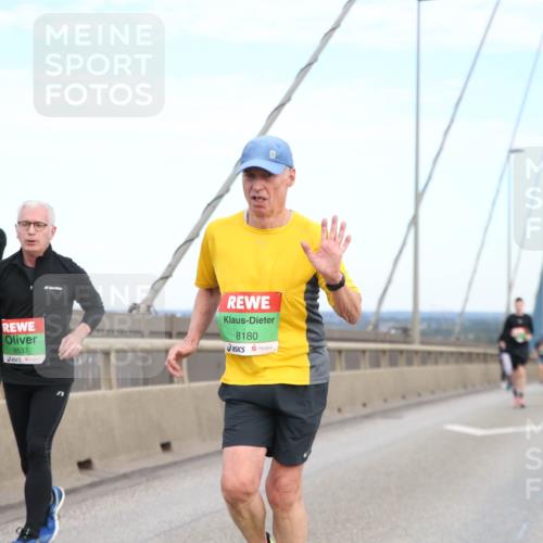 03.10.2025 - Köhlbrandbrückenlauf Jannik Wohlers http://msf.ph/oto/9157588 03.10.2025 15:38:34 Position 1 8537, 8180 meine-sportfotos.de