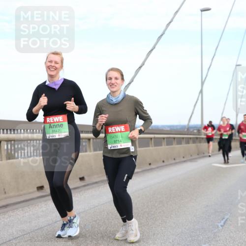 03.10.2025 - Köhlbrandbrückenlauf Jannik Wohlers http://msf.ph/oto/9157652 03.10.2025 15:39:49 Position 1 8147, 9714 meine-sportfotos.de
