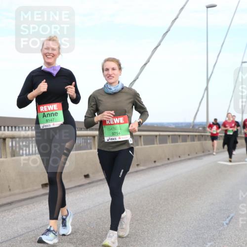 03.10.2025 - Köhlbrandbrückenlauf Jannik Wohlers http://msf.ph/oto/9157653 03.10.2025 15:39:49 Position 1 8147, 9714 meine-sportfotos.de