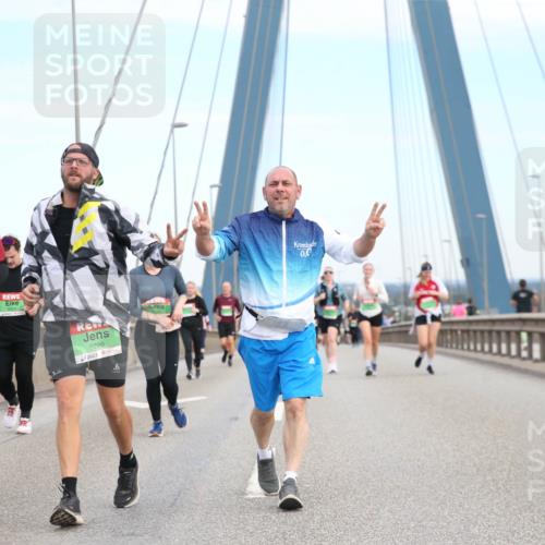 03.10.2025 - Köhlbrandbrückenlauf Jannik Wohlers http://msf.ph/oto/9157664 03.10.2025 15:39:55 Position 1 8297, 9298, 0, 0 meine-sportfotos.de