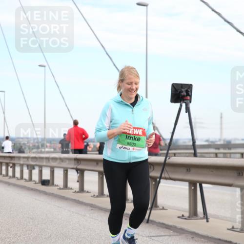 03.10.2025 - Köhlbrandbrückenlauf Jannik Wohlers http://msf.ph/oto/9157765 03.10.2025 15:40:50 Position 1 8500 meine-sportfotos.de