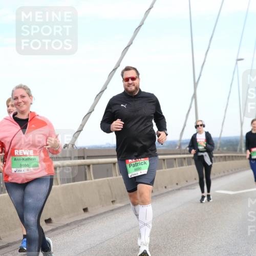 03.10.2025 - Köhlbrandbrückenlauf Jannik Wohlers http://msf.ph/oto/9157775 03.10.2025 15:40:55 Position 1 8655, 8690 meine-sportfotos.de