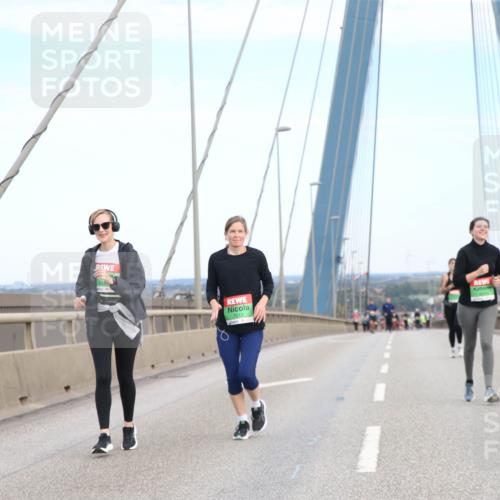 03.10.2025 - Köhlbrandbrückenlauf Jannik Wohlers http://msf.ph/oto/9157776 03.10.2025 15:40:58 Position 1 7512 meine-sportfotos.de