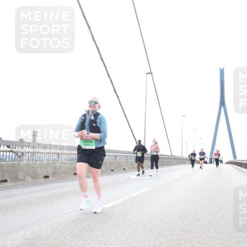 03.10.2025 - Köhlbrandbrückenlauf Jannik Wohlers http://msf.ph/oto/9157821 03.10.2025 16:09:26 Position 1  meine-sportfotos.de