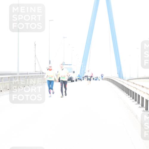 03.10.2025 - Köhlbrandbrückenlauf Jannik Wohlers http://msf.ph/oto/9157852 03.10.2025 16:12:48 Position 1  meine-sportfotos.de