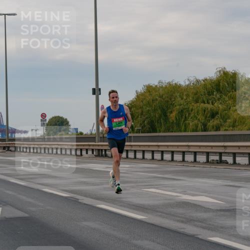 03.10.2025 - Köhlbrandbrückenlauf Michael Burmester http://msf.ph/oto/9159083 03.10.2025 15:35:59 Position 3  meine-sportfotos.de