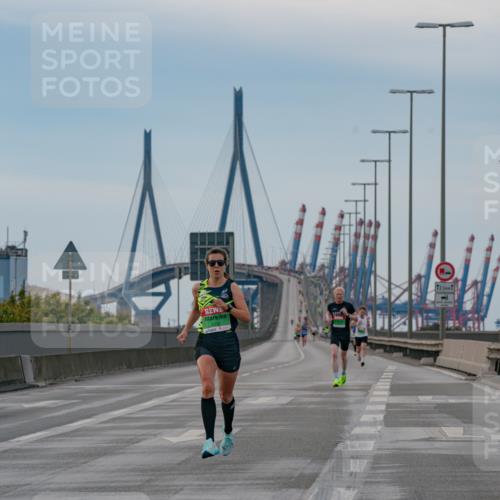 03.10.2025 - Köhlbrandbrückenlauf Michael Burmester http://msf.ph/oto/9159093 03.10.2025 15:36:56 Position 3 7034, 12, 5 meine-sportfotos.de