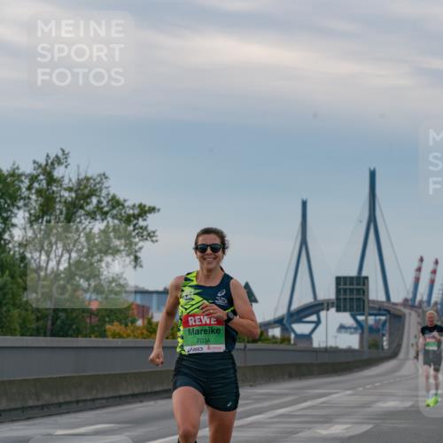 03.10.2025 - Köhlbrandbrückenlauf Michael Burmester http://msf.ph/oto/9159098 03.10.2025 15:36:59 Position 3 7034 meine-sportfotos.de