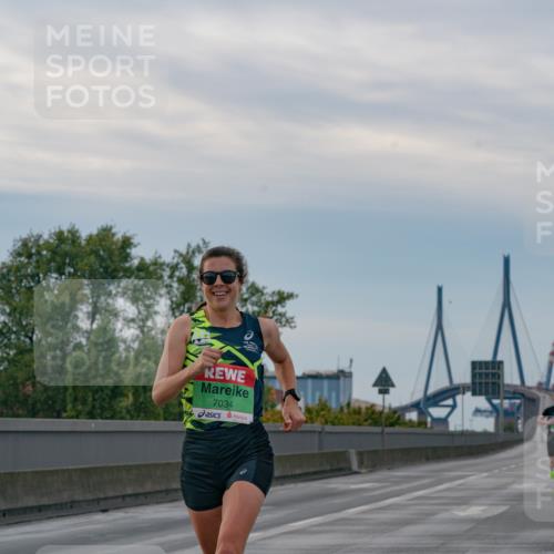03.10.2025 - Köhlbrandbrückenlauf Michael Burmester http://msf.ph/oto/9159102 03.10.2025 15:37:00 Position 3 7034 meine-sportfotos.de