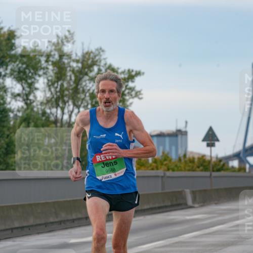 03.10.2025 - Köhlbrandbrückenlauf Michael Burmester http://msf.ph/oto/9159124 03.10.2025 15:37:46 Position 3 9588 meine-sportfotos.de