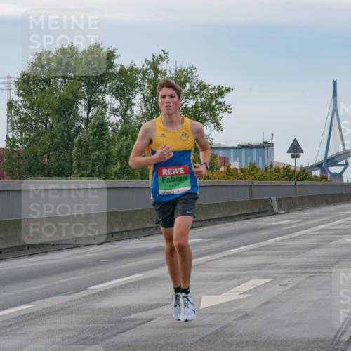03.10.2025 - Köhlbrandbrückenlauf Michael Burmester http://msf.ph/oto/9159128 03.10.2025 15:38:08 Position 3 8871 meine-sportfotos.de