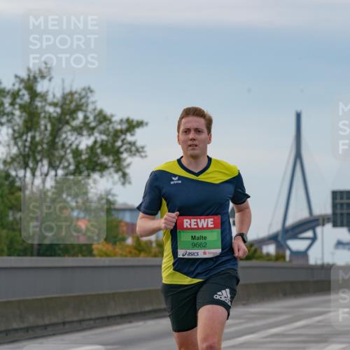 03.10.2025 - Köhlbrandbrückenlauf Michael Burmester http://msf.ph/oto/9159145 03.10.2025 15:38:51 Position 3 9662 meine-sportfotos.de