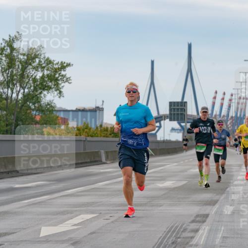 03.10.2025 - Köhlbrandbrückenlauf Michael Burmester http://msf.ph/oto/9159172 03.10.2025 15:39:30 Position 3  meine-sportfotos.de