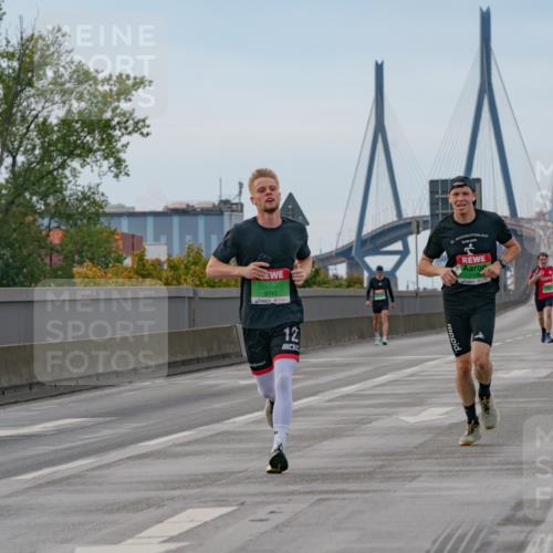03.10.2025 - Köhlbrandbrückenlauf Michael Burmester http://msf.ph/oto/9159190 03.10.2025 15:39:57 Position 3 9742, 12 meine-sportfotos.de