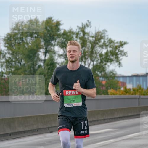 03.10.2025 - Köhlbrandbrückenlauf Michael Burmester http://msf.ph/oto/9159194 03.10.2025 15:39:59 Position 3 9742, 12, 12, 24, 08, 2019, 703 meine-sportfotos.de