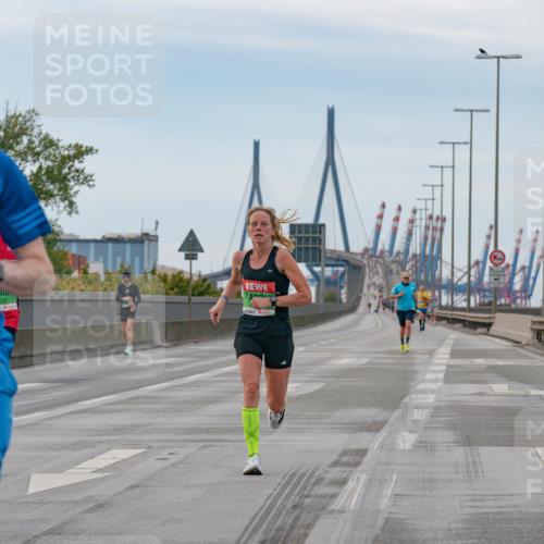 03.10.2025 - Köhlbrandbrückenlauf Michael Burmester http://msf.ph/oto/9159214 03.10.2025 15:40:14 Position 3 7065, 7250 meine-sportfotos.de