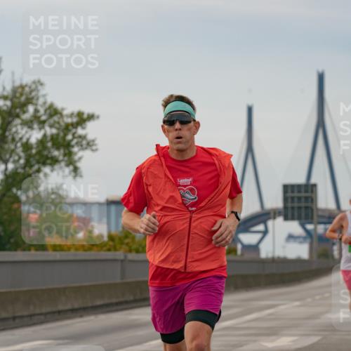 03.10.2025 - Köhlbrandbrückenlauf Michael Burmester http://msf.ph/oto/9159260 03.10.2025 15:41:12 Position 3  meine-sportfotos.de