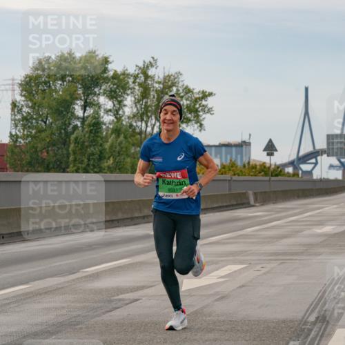 03.10.2025 - Köhlbrandbrückenlauf Michael Burmester http://msf.ph/oto/9159291 03.10.2025 15:41:43 Position 3 9591 meine-sportfotos.de