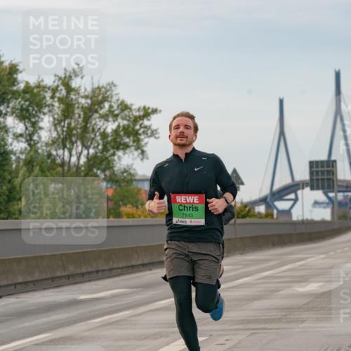 03.10.2025 - Köhlbrandbrückenlauf Michael Burmester http://msf.ph/oto/9159298 03.10.2025 15:41:56 Position 3 7143 meine-sportfotos.de