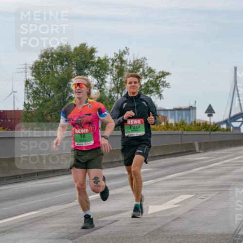 03.10.2025 - Köhlbrandbrückenlauf Michael Burmester http://msf.ph/oto/9159360 03.10.2025 15:42:57 Position 3 9268, 9322 meine-sportfotos.de