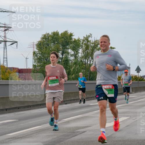03.10.2025 - Köhlbrandbrückenlauf Michael Burmester http://msf.ph/oto/9159422 03.10.2025 15:43:44 Position 3 7100 meine-sportfotos.de