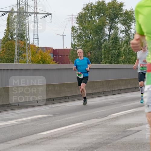 03.10.2025 - Köhlbrandbrückenlauf Michael Burmester http://msf.ph/oto/9159428 03.10.2025 15:43:47 Position 3 7072 meine-sportfotos.de