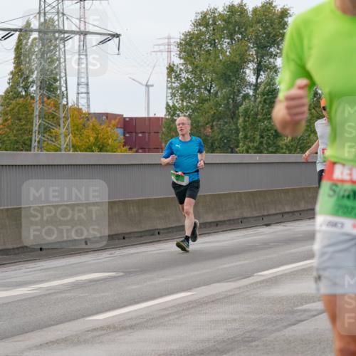 03.10.2025 - Köhlbrandbrückenlauf Michael Burmester http://msf.ph/oto/9159429 03.10.2025 15:43:47 Position 3 7072 meine-sportfotos.de