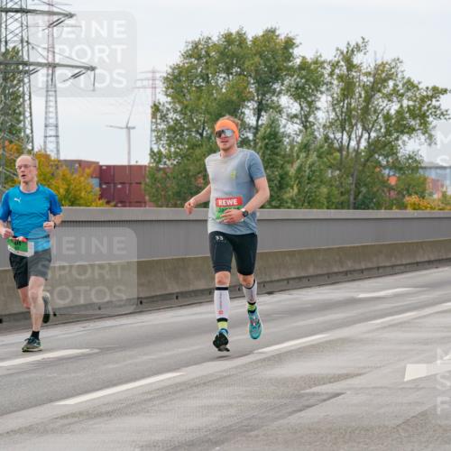 03.10.2025 - Köhlbrandbrückenlauf Michael Burmester http://msf.ph/oto/9159431 03.10.2025 15:43:48 Position 3 7197 meine-sportfotos.de