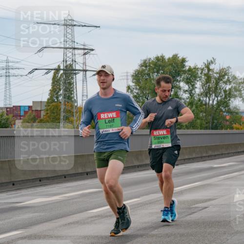 03.10.2025 - Köhlbrandbrückenlauf Michael Burmester http://msf.ph/oto/9159439 03.10.2025 15:43:52 Position 3 7197, 9594 meine-sportfotos.de
