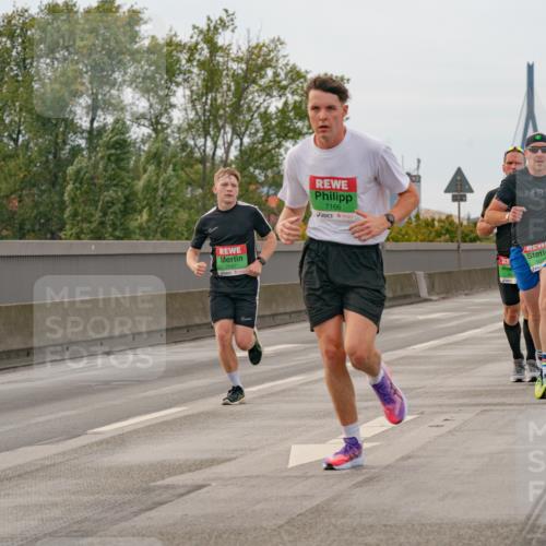 03.10.2025 - Köhlbrandbrückenlauf Michael Burmester http://msf.ph/oto/9159454 03.10.2025 15:44:02 Position 3 7597, 7166 meine-sportfotos.de