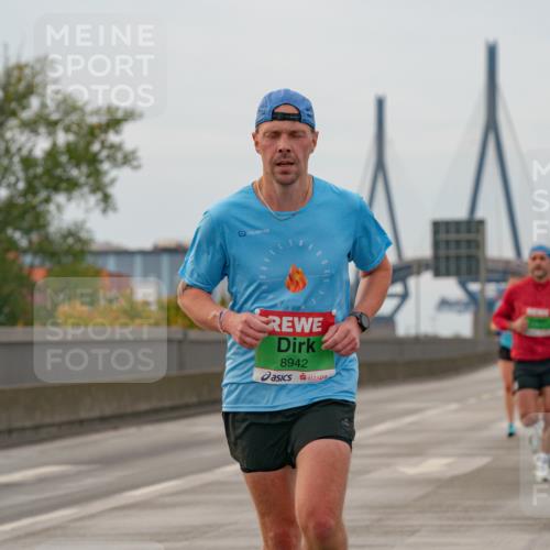 03.10.2025 - Köhlbrandbrückenlauf Michael Burmester http://msf.ph/oto/9159470 03.10.2025 15:44:12 Position 3 8942 meine-sportfotos.de