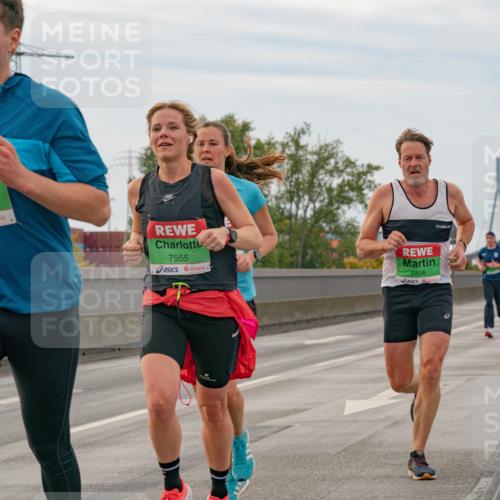 03.10.2025 - Köhlbrandbrückenlauf Michael Burmester http://msf.ph/oto/9159482 03.10.2025 15:44:22 Position 3 9743, 7555, 7456 meine-sportfotos.de